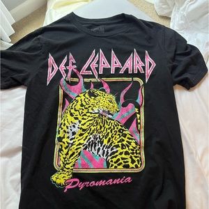 def leppard shirt